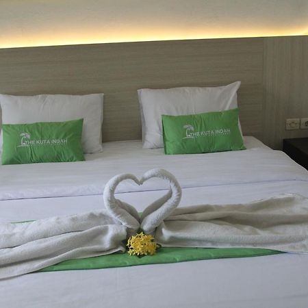 Kuta Indah Hotel Exterior photo